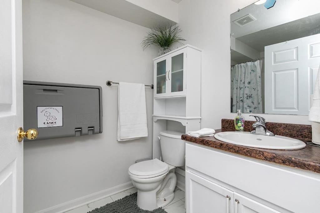 Family Friendly Home Close To Airport And Downtown Des Moines Kültér fotó